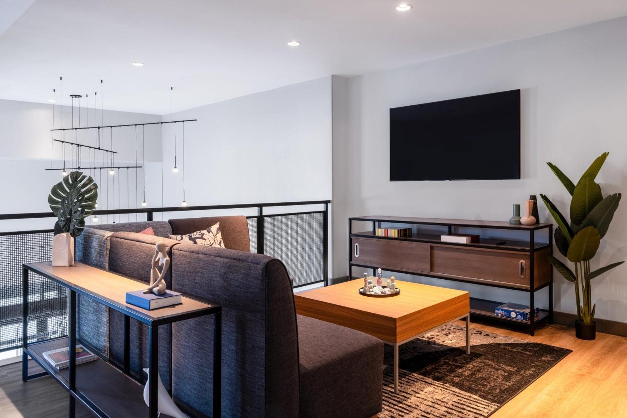 Atwell Suites Austin Airport By Ihg Экстерьер фото