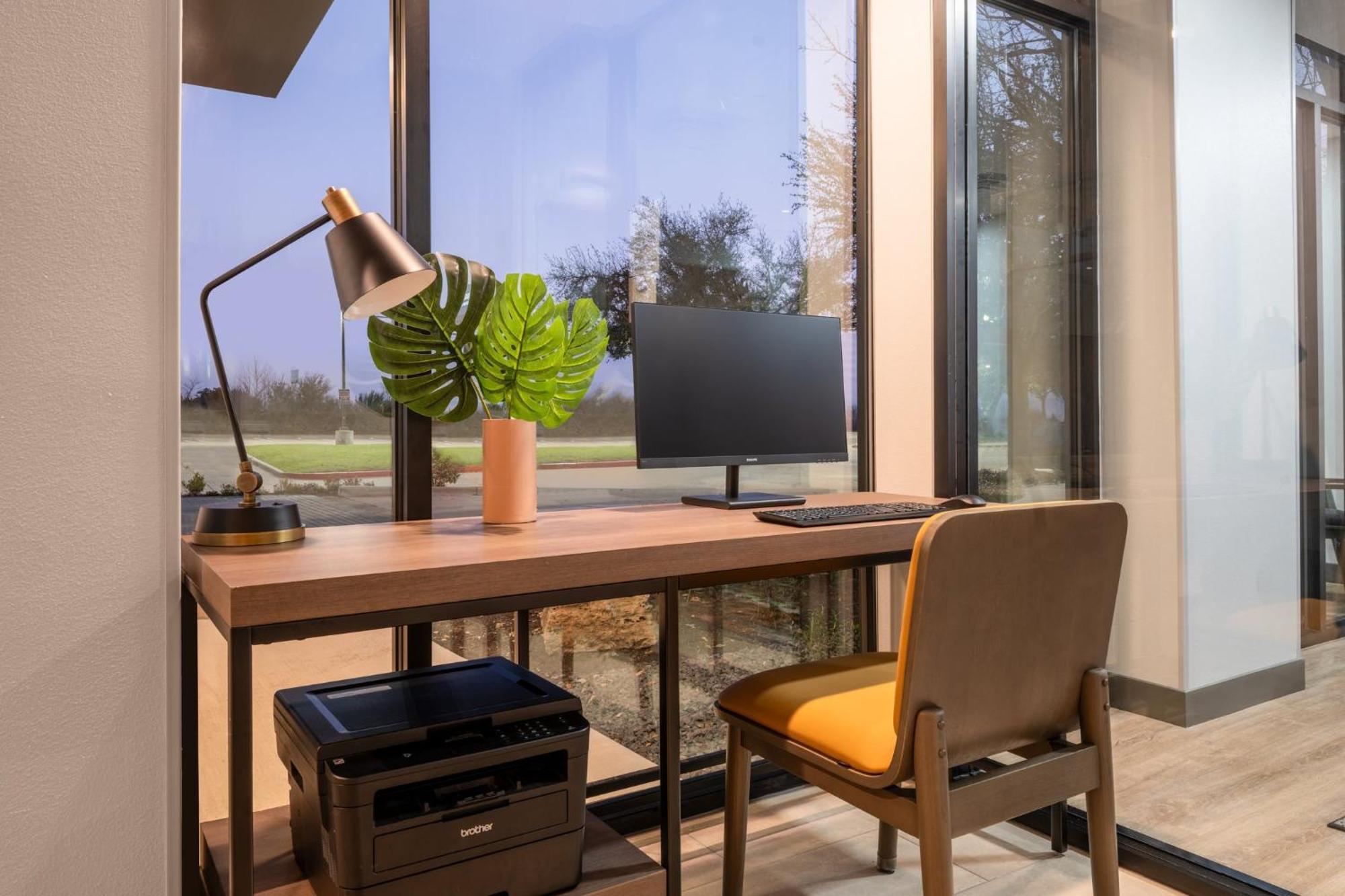Atwell Suites Austin Airport By Ihg Экстерьер фото